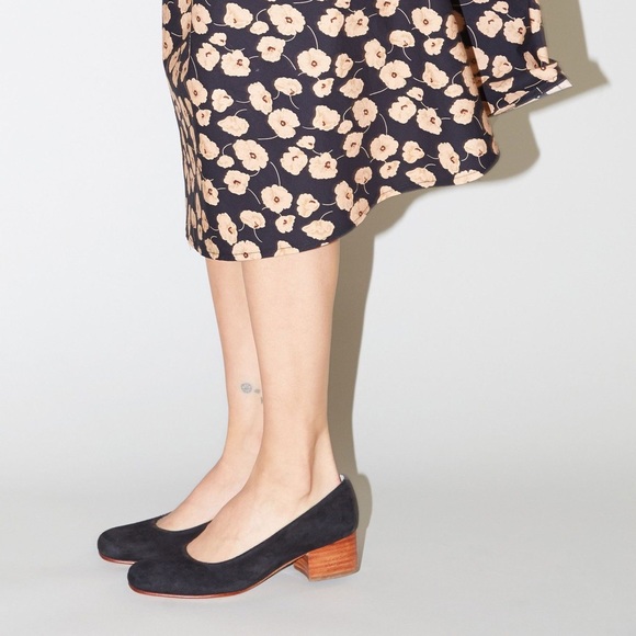 *SOLD* No.6 Frankie Pump in Navy Suede - Picture 9 of 12